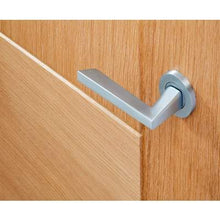 Load image into Gallery viewer, Lyra Satin Chrome Handle Hardware Pack - LPD Doors Doors
