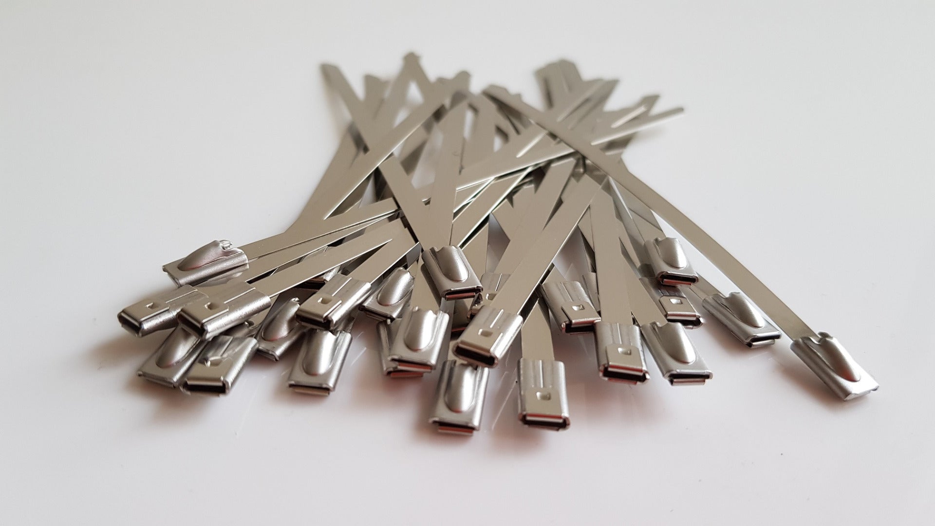 Stainless Steel Cable Ties 4.6mm x 200mm - Best4Trade-Retail Cable ties