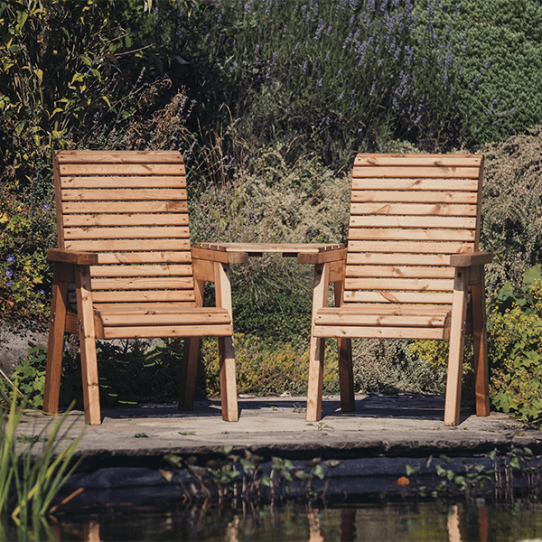 Churnet Valley Love Seat Angled - Churnet Valley