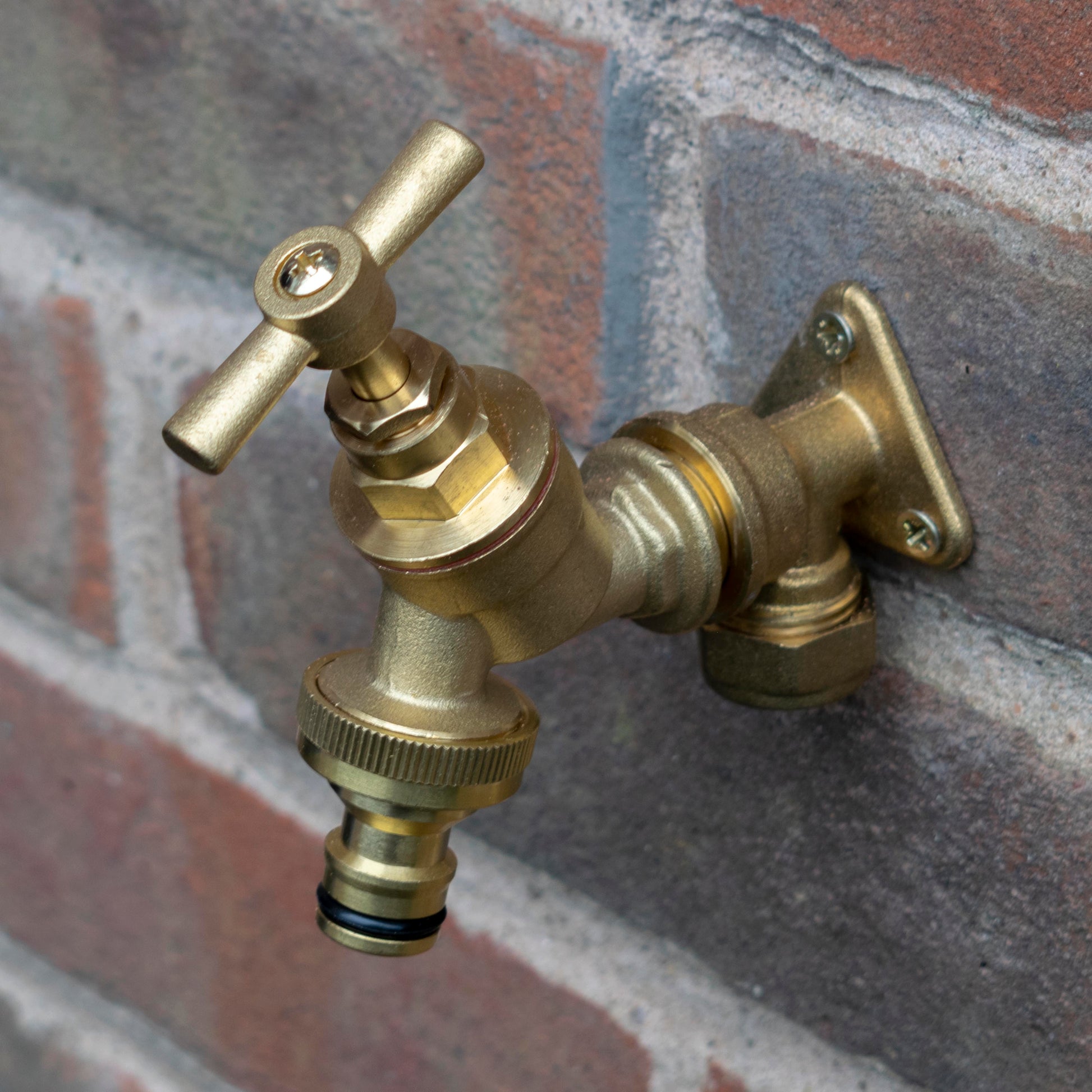 22mm Brass Wall Flange Kit with Brass Quick Connect Tap - Best4Trade-Retail Garden watering