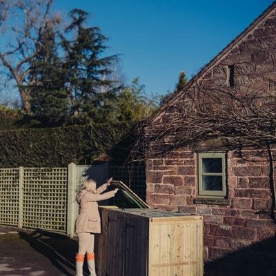 Churnet Valley Deluxe Triple Bin Store - Churnet Valley