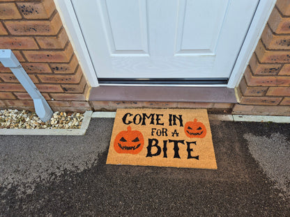 Doormat 60cm x 40cm - 'Come In For A Bite' - Best4Trade-Retail Garden watering