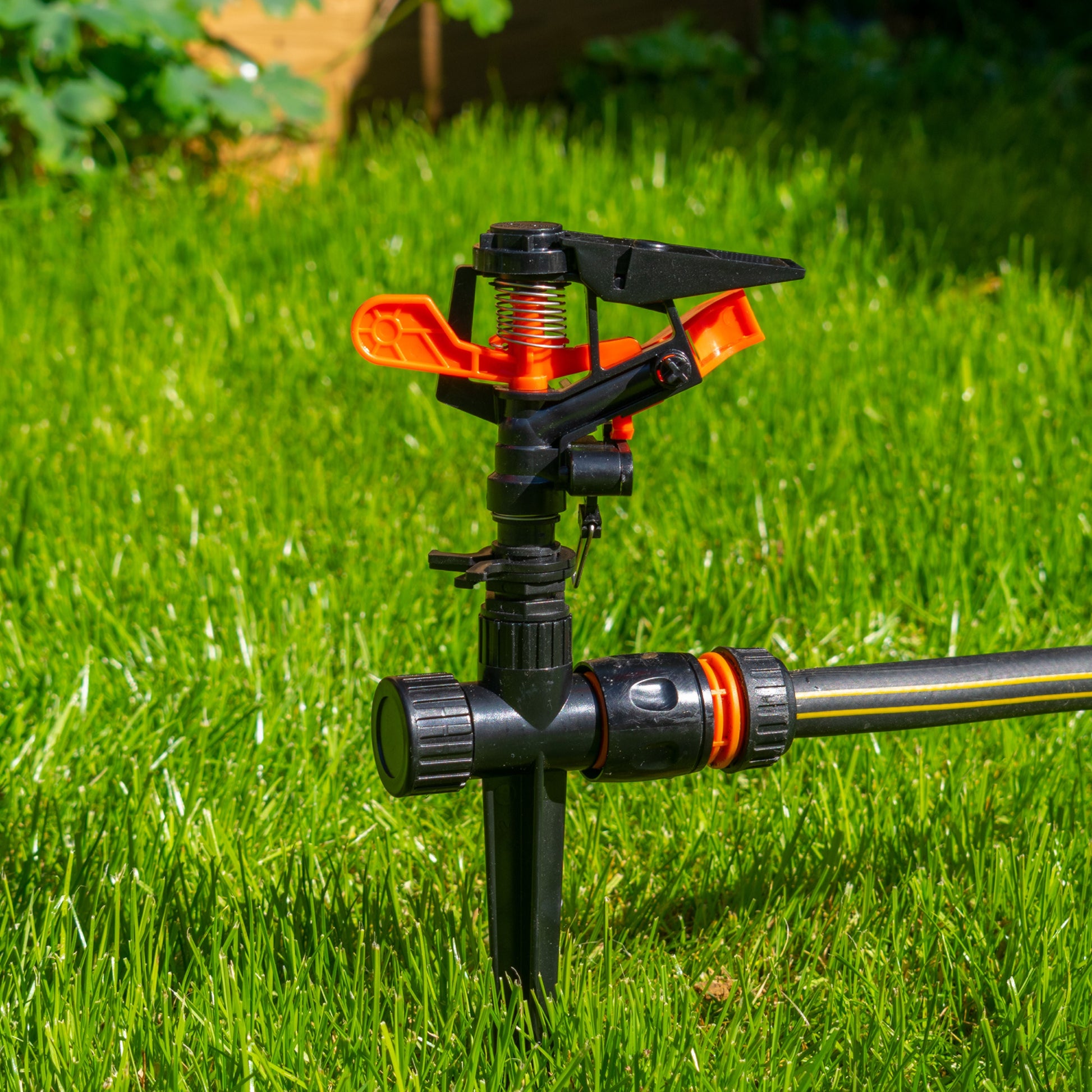 Pulsating Sprinkler on Spike - Adjustable Eco Line - Best4Trade-Retail Garden watering