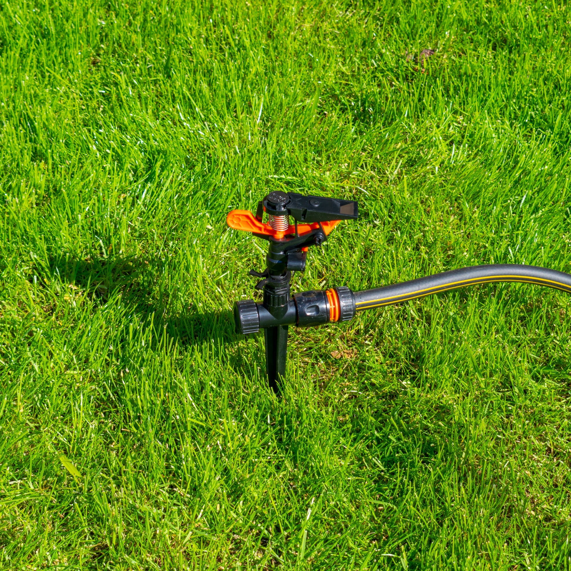 Pulsating Sprinkler on Spike - Adjustable Eco Line - Best4Trade-Retail Garden watering