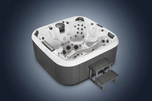 Grizzly Spas - Kodiak Fonteyn Spas - Peak Health and Fitness Hot Tub