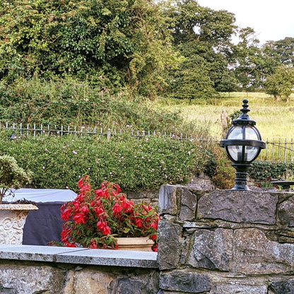Victorian globe pier light in cast iron for flat pier caps 0.48m (H252)