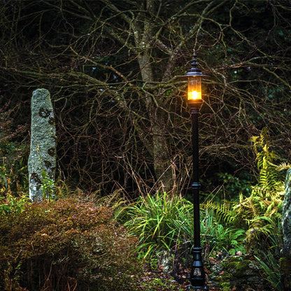 Georgian style lamp post in cast iron and steel 2.21m (H407)