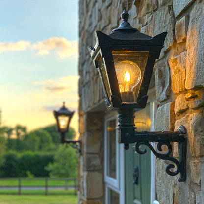 Victorian traditional cast iron wall light with decorative arm 0.58m (H043)