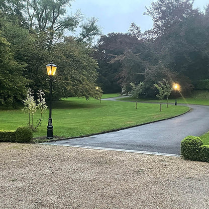 Victorian traditional cast iron lamp post 3m (H801)