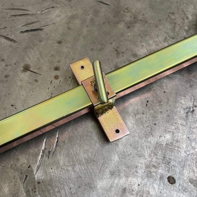 Gallows Bracket with Timber and Profile Clamps - RHINOBUILD Bricklaying Tools