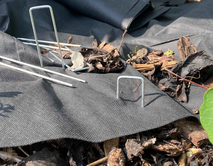 Weed Matting Metal Hold Down Pegs/Staples 30mmx 150mm (Pack of 100) - Best4Trade-Retail Tarpaulins