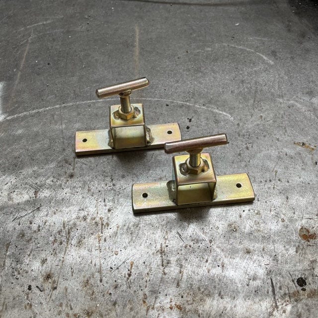 Timber Clamp Brackets (pair) - RHINOBUILD Bricklaying Tools
