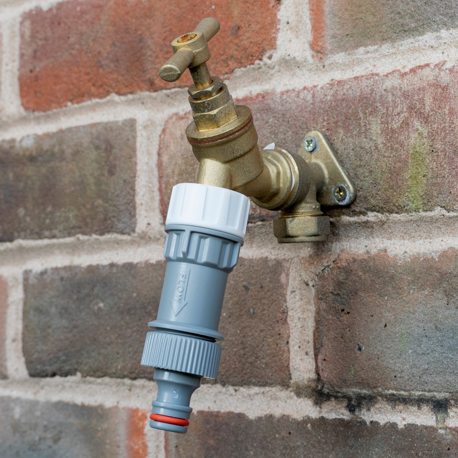 Female Tap Connector with Pressure Reducing Valve 3/4" BSPF - Best4Trade-Retail Garden watering