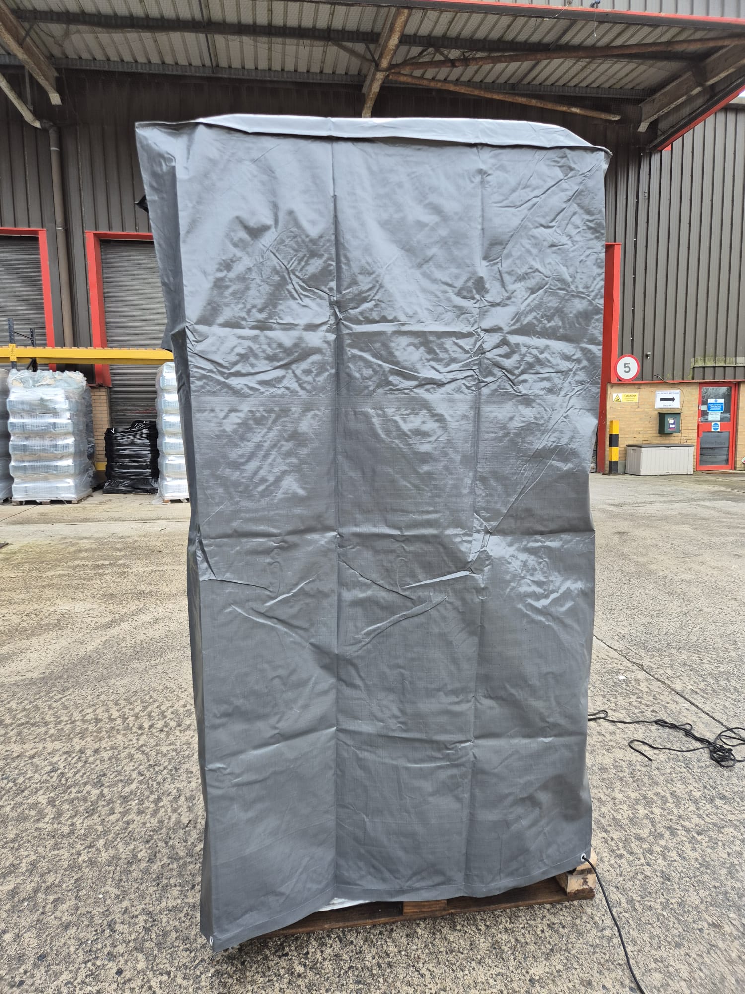 Pallet Bag Covers MEDIUM 1.3M x 1.1M x 2.2M - Best4Trade-Retail Tarpaulins
