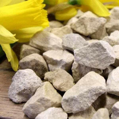 Cotswold Buff Gravel - Dandy's Topsoil & Landscape Supplies Gravel, Slate & Aggregates