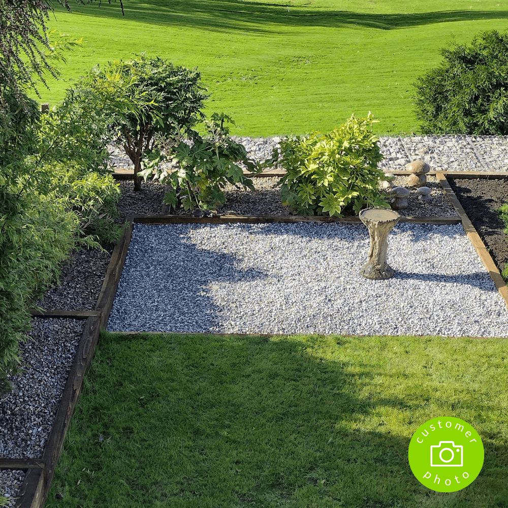 Black Ice Gravel Chippings - Dandy's Topsoil & Landscape Supplies Gravel, Slate & Aggregates