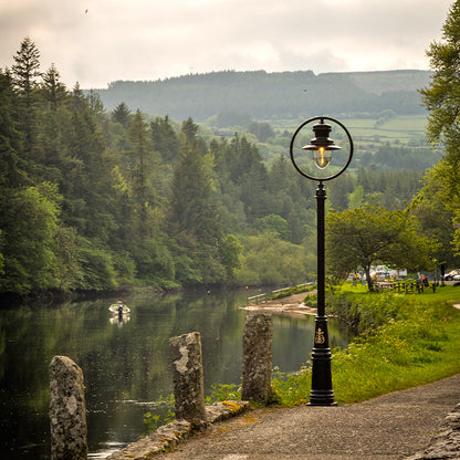 Classic railway style lamp post in cast iron and steel 3.65m (H311)