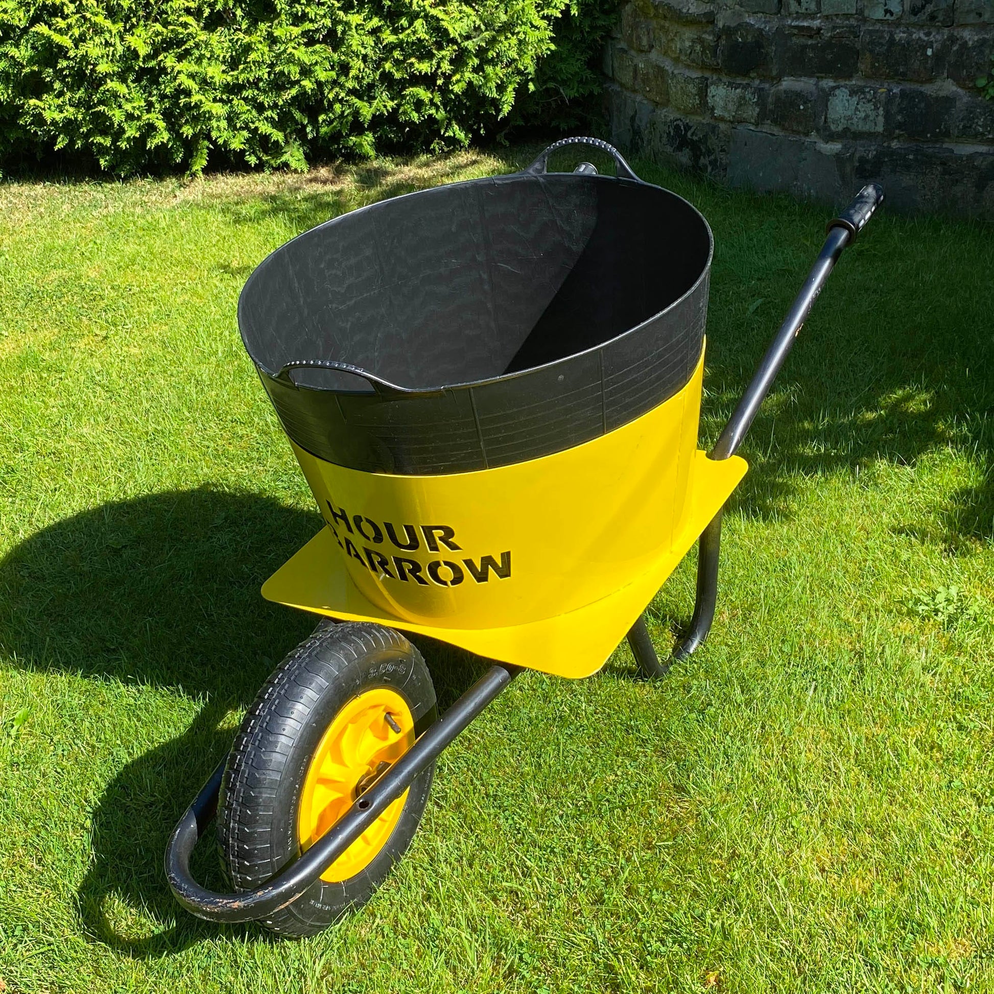 The Hourbarrow Wheel Barrow - RHINOBUILD Bricklaying Tools