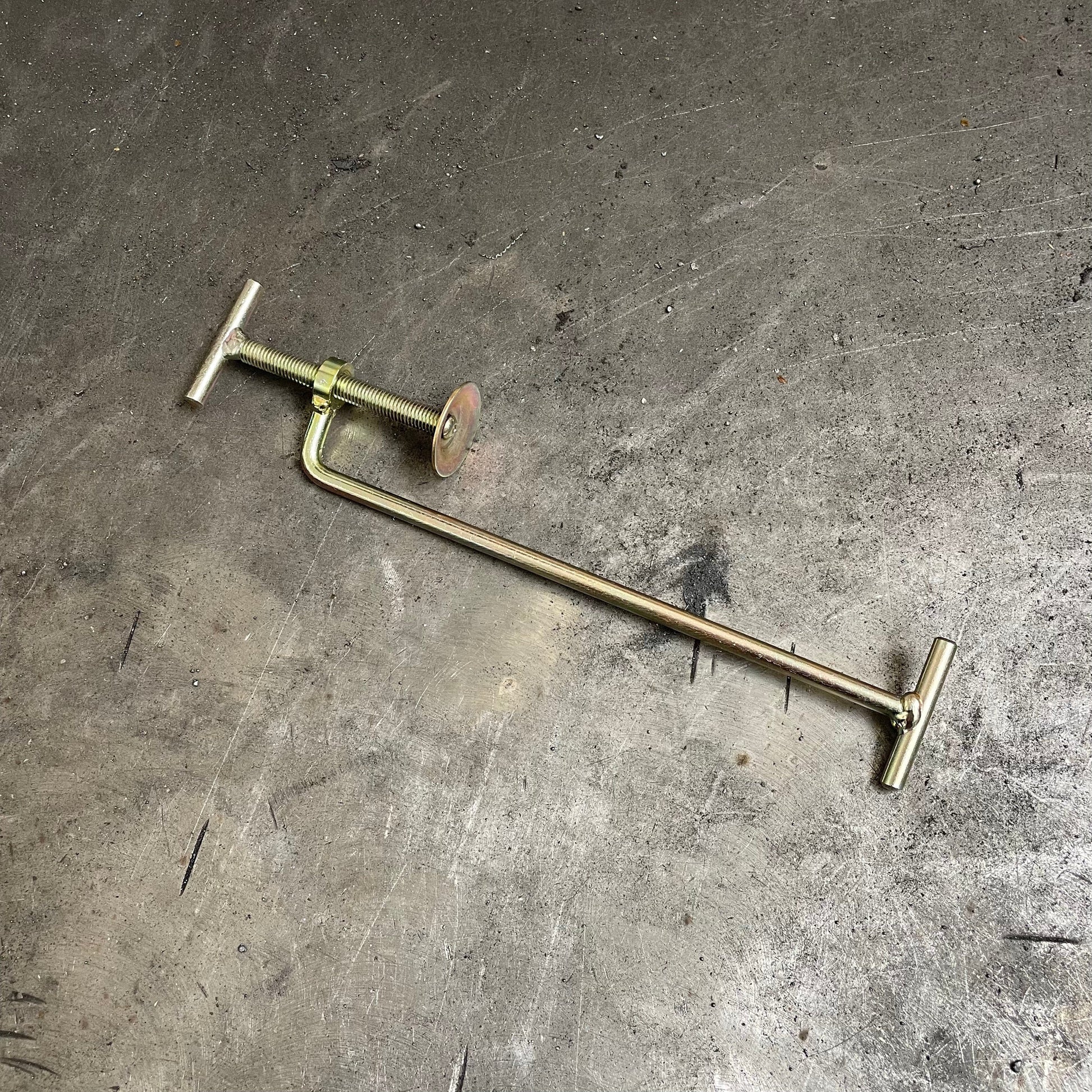 Internal Clamp - T-Bar Perp Joint Large (140mm block) - RHINOBUILD Bricklaying Tools