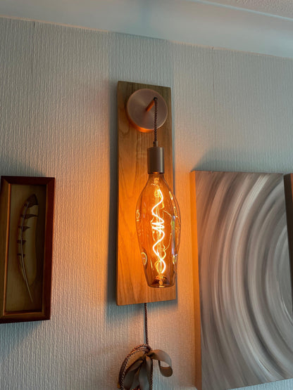 Modern Oak Wall Light | Wooden Wall Sconce for Hallway, Bedside & Staircase Lighting - MooBoo Home Lighting