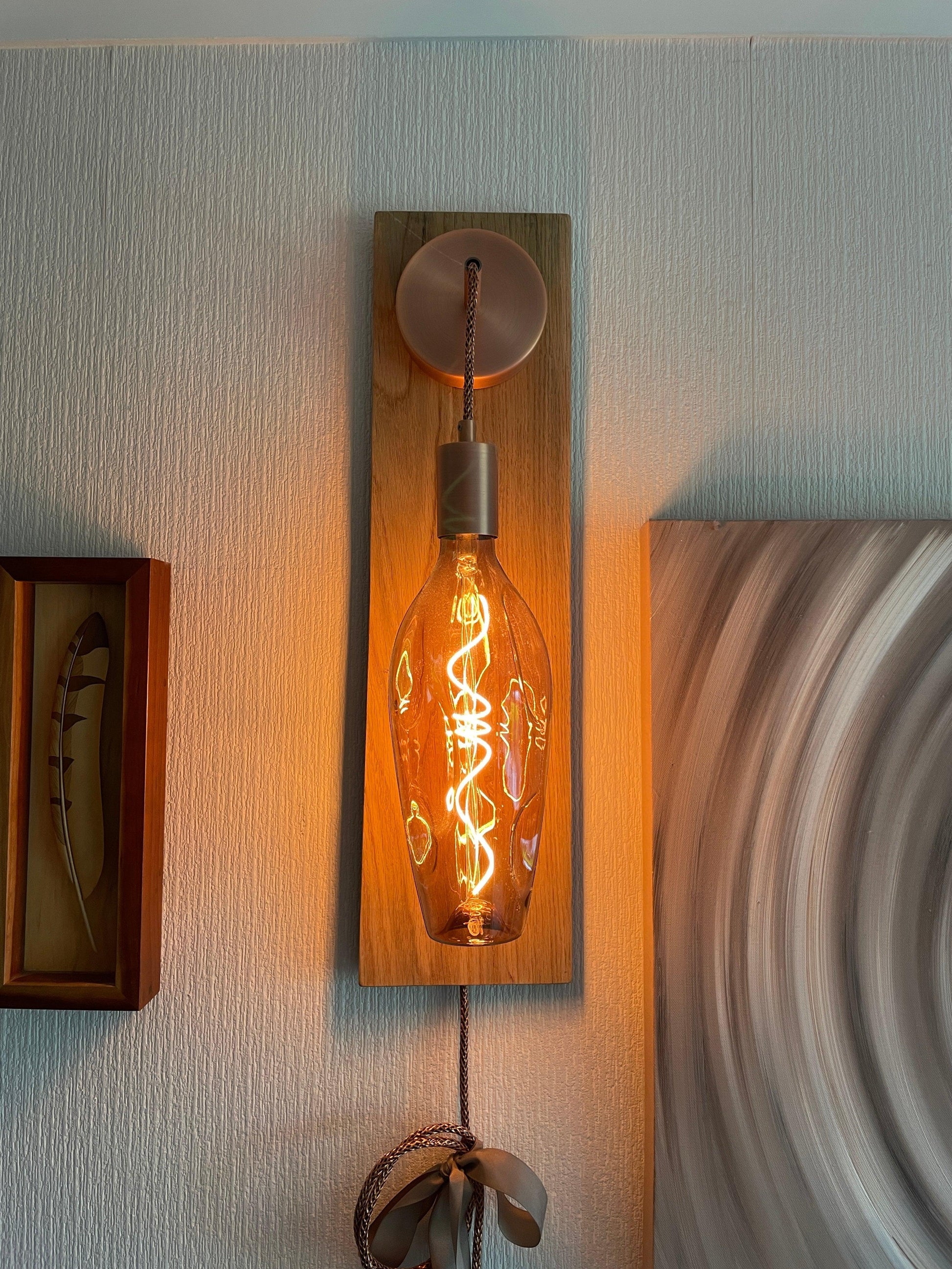 Modern Oak Wall Light | Wooden Wall Sconce for Hallway, Bedside & Staircase Lighting - MooBoo Home Lighting