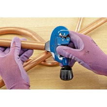 Load image into Gallery viewer, Tubing Cutter - 3 - 30mm - Draper
