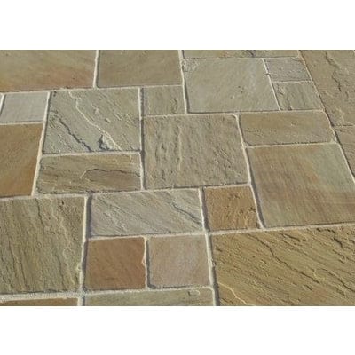 Heritage Mint Fossil Sandstone Paving Pack (19.5m2 - 66 Slabs/Mixed Pack) - Paveworld